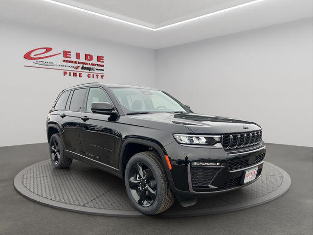 new 2026 Jeep Grand Cherokee car, priced at $48,609