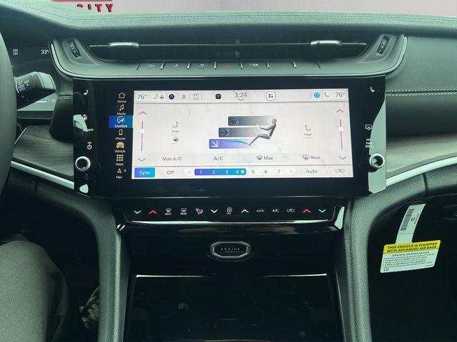 new 2026 Jeep Grand Cherokee car, priced at $48,609