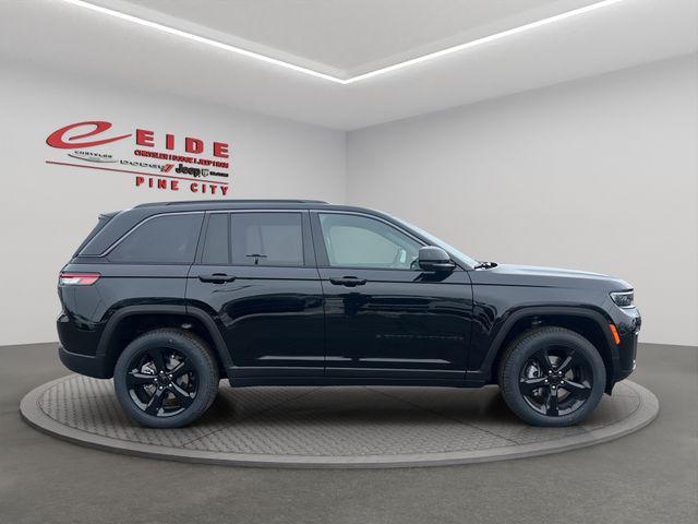 new 2026 Jeep Grand Cherokee car, priced at $48,609