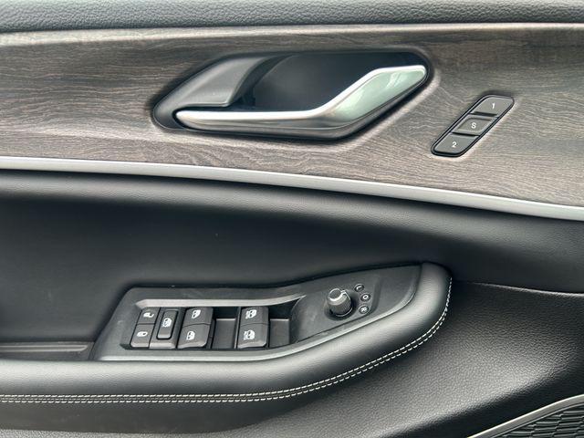 new 2026 Jeep Grand Cherokee car, priced at $48,609