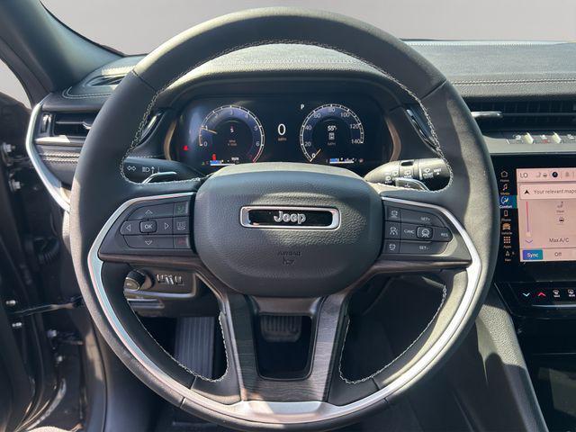 new 2026 Jeep Grand Cherokee car, priced at $40,985