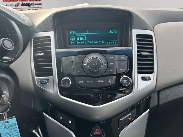 used 2014 Chevrolet Cruze car, priced at $4,000