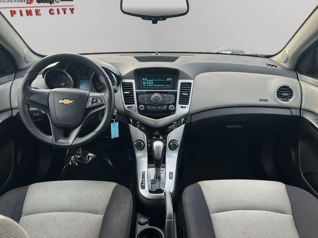 used 2014 Chevrolet Cruze car, priced at $4,000