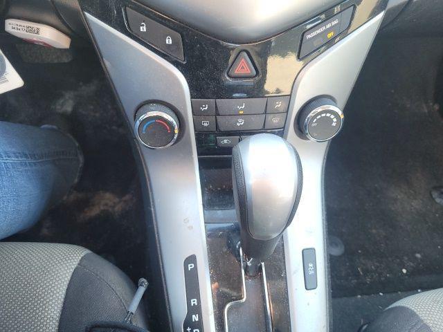 used 2014 Chevrolet Cruze car, priced at $4,000