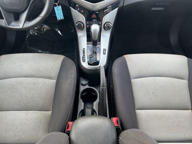 used 2014 Chevrolet Cruze car, priced at $4,000