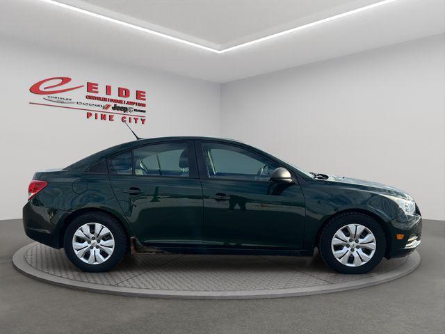 used 2014 Chevrolet Cruze car, priced at $4,000