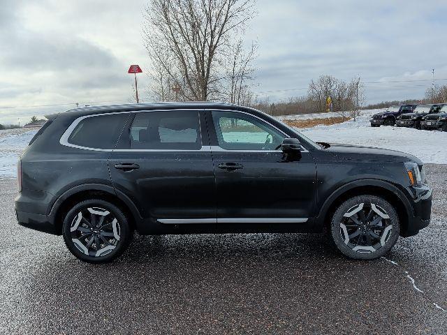 used 2025 Kia Telluride car, priced at $41,000