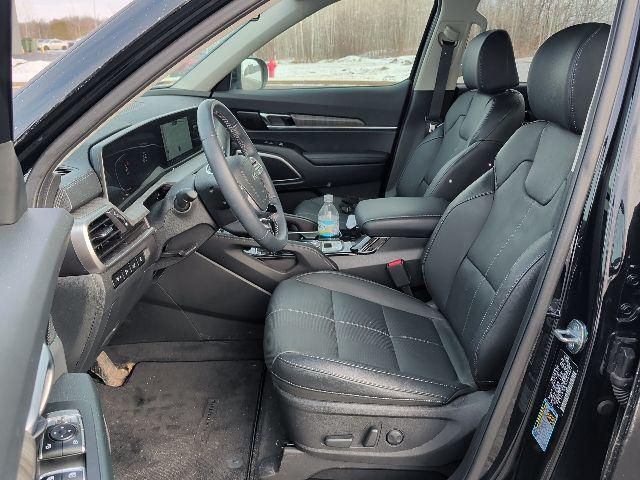 used 2025 Kia Telluride car, priced at $41,000