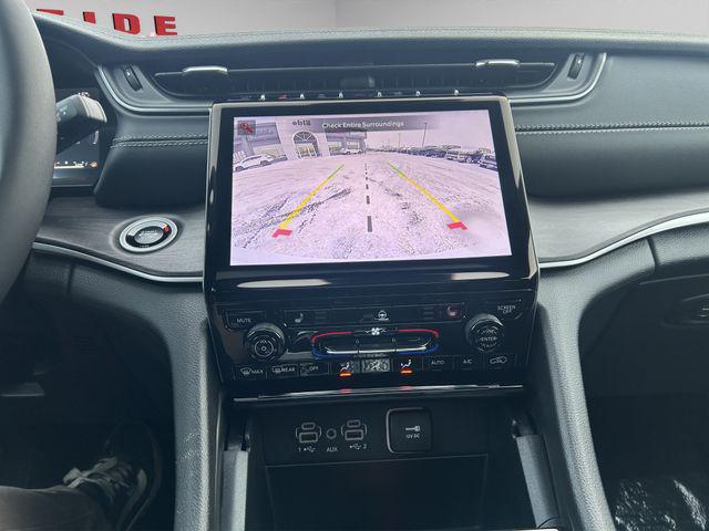 new 2025 Jeep Grand Cherokee car, priced at $46,851