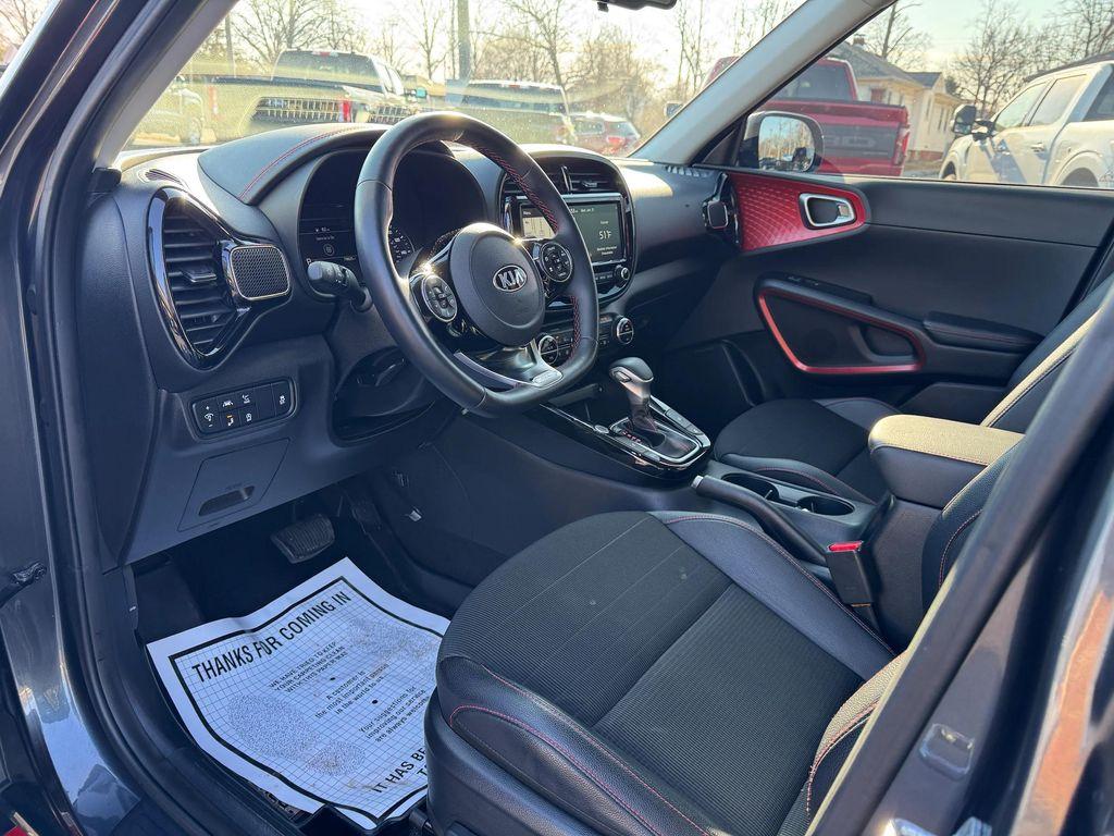 used 2021 Kia Soul car, priced at $21,999