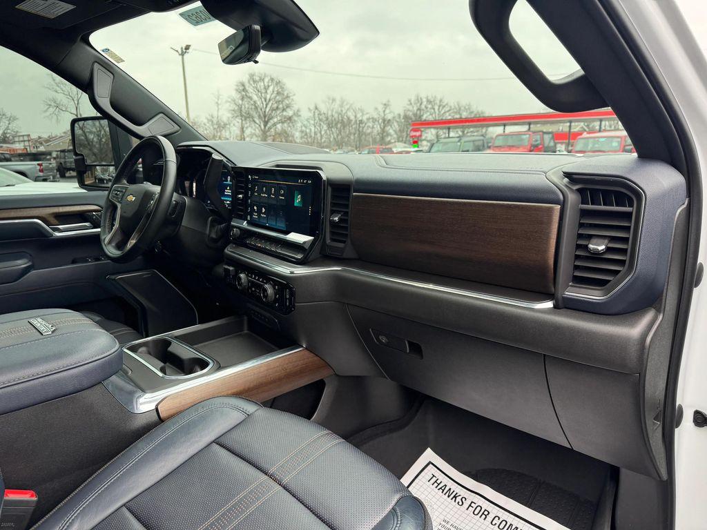 used 2024 Chevrolet Silverado 2500 car, priced at $78,999