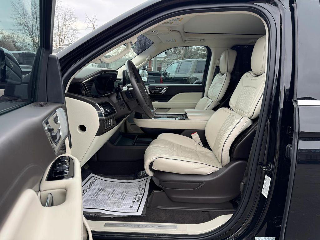 used 2023 Lincoln Navigator car