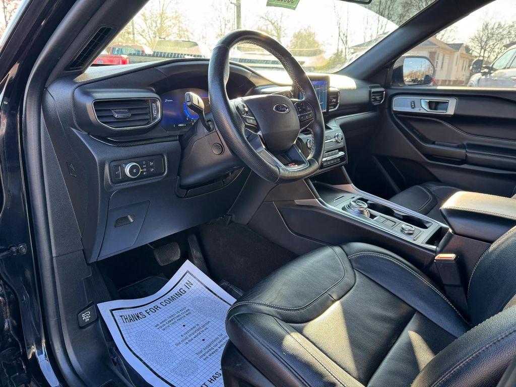 used 2020 Ford Explorer car, priced at $39,998