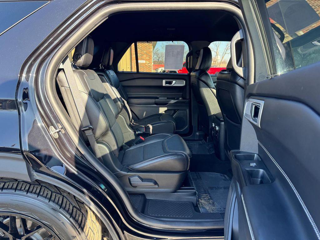 used 2020 Ford Explorer car, priced at $39,998