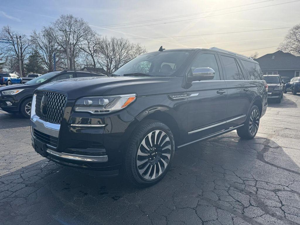 used 2024 Lincoln Navigator car, priced at $82,998