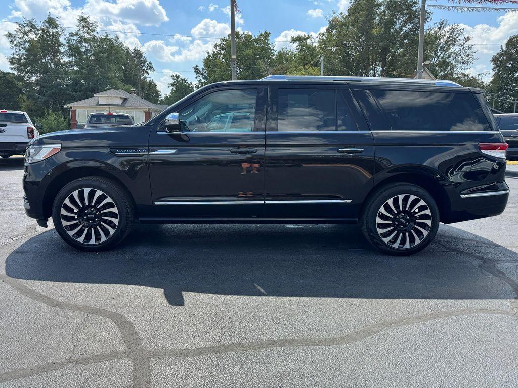 used 2023 Lincoln Navigator car, priced at $67,995