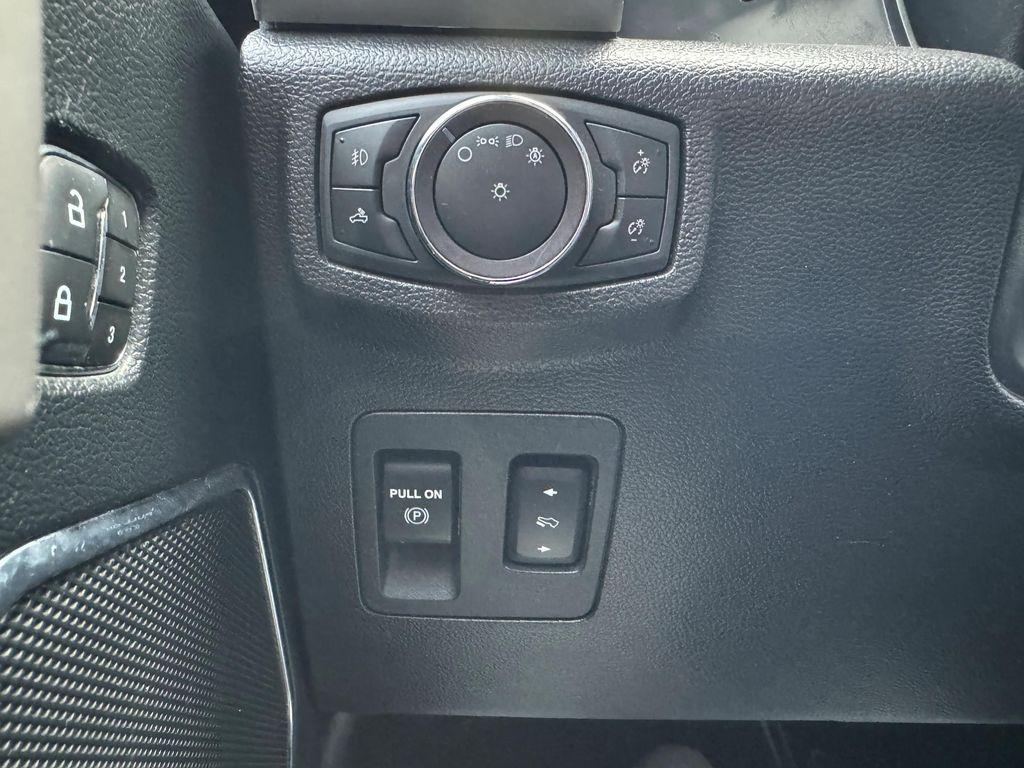 used 2019 Ford F-150 car, priced at $31,095