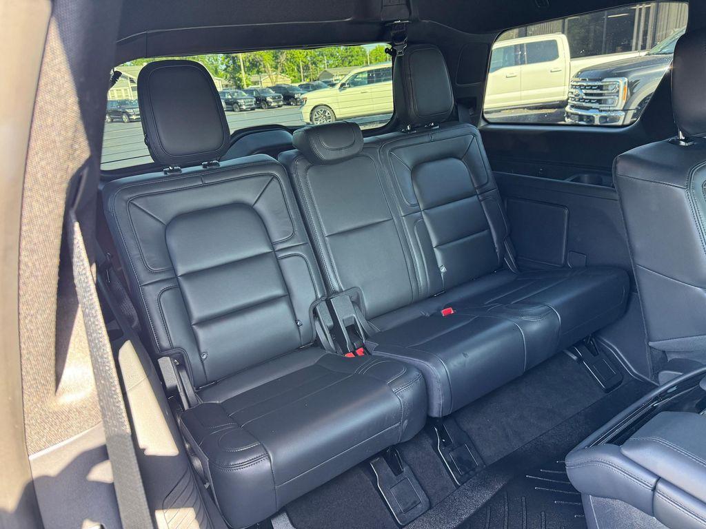 used 2024 Lincoln Navigator car, priced at $71,998
