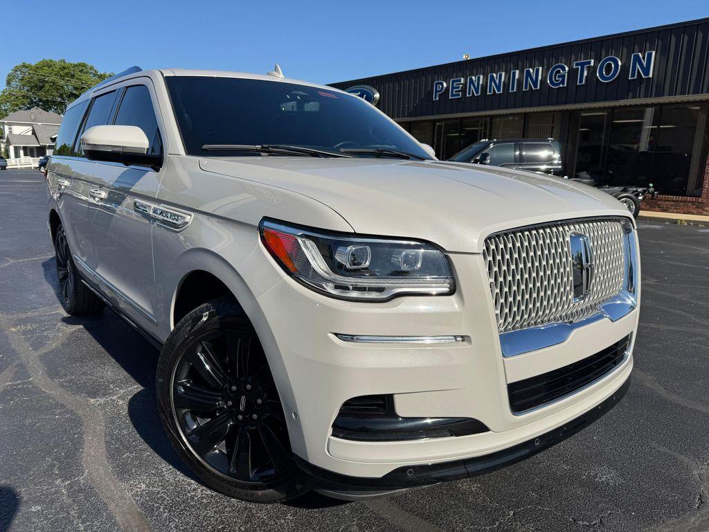 used 2024 Lincoln Navigator car, priced at $71,998