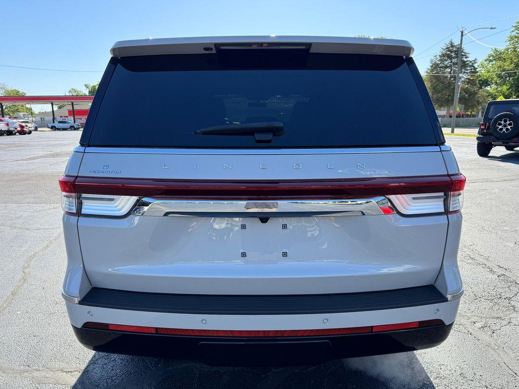 used 2024 Lincoln Navigator car, priced at $71,998