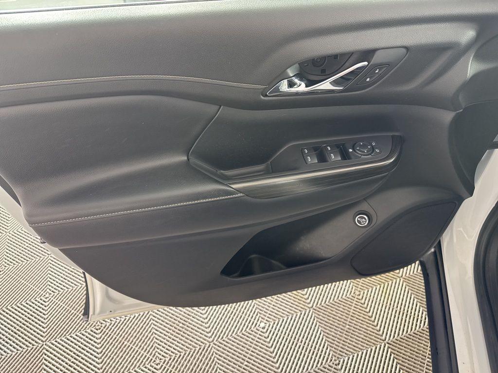 used 2019 GMC Acadia car, priced at $16,153