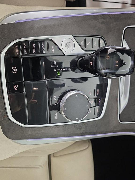 BMW X5 view 19