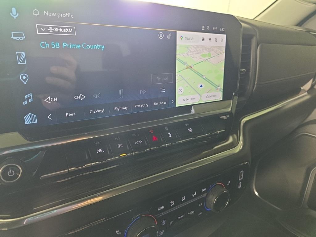 used 2025 Chevrolet Silverado 1500 car, priced at $40,887