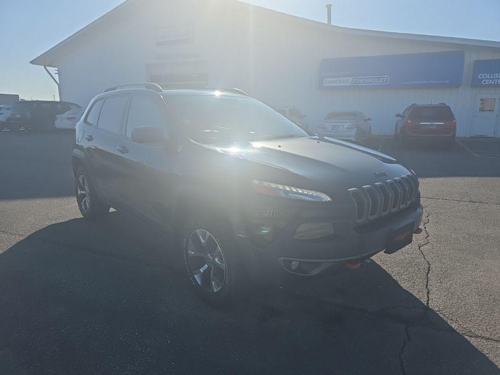 used 2016 Jeep Cherokee car, priced at $9,642