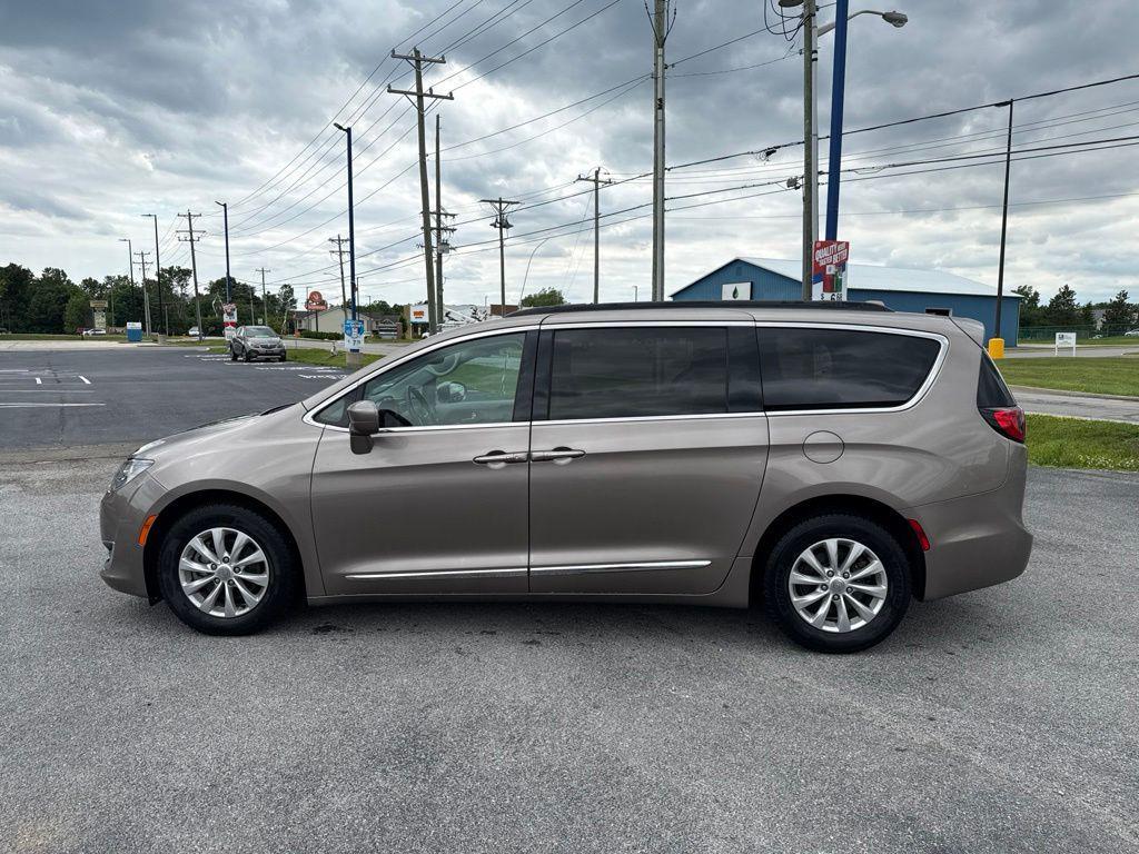 used 2017 Chrysler Pacifica car, priced at $13,811