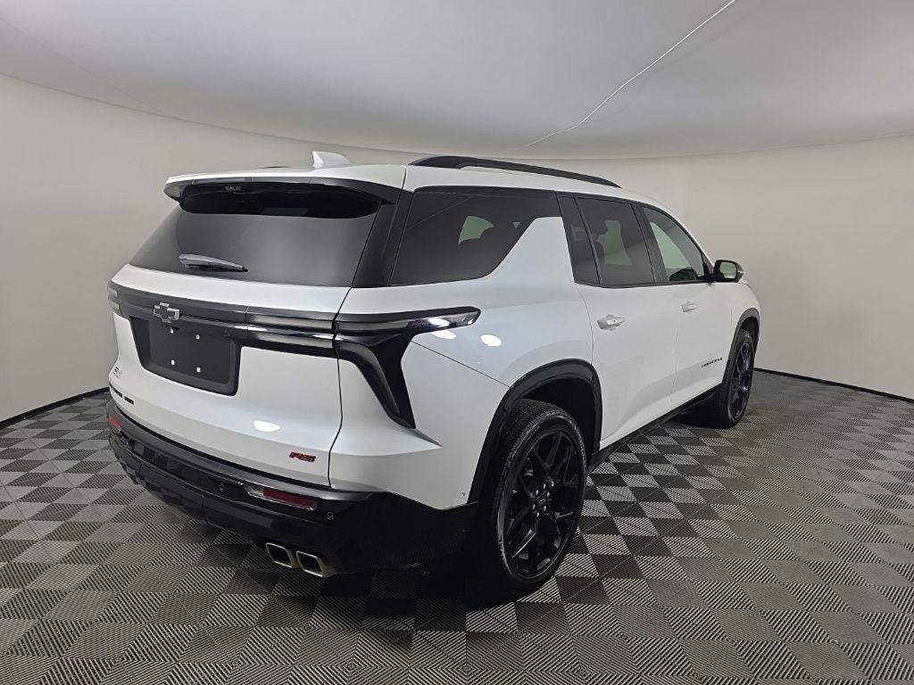 used 2025 Chevrolet Traverse car, priced at $47,401