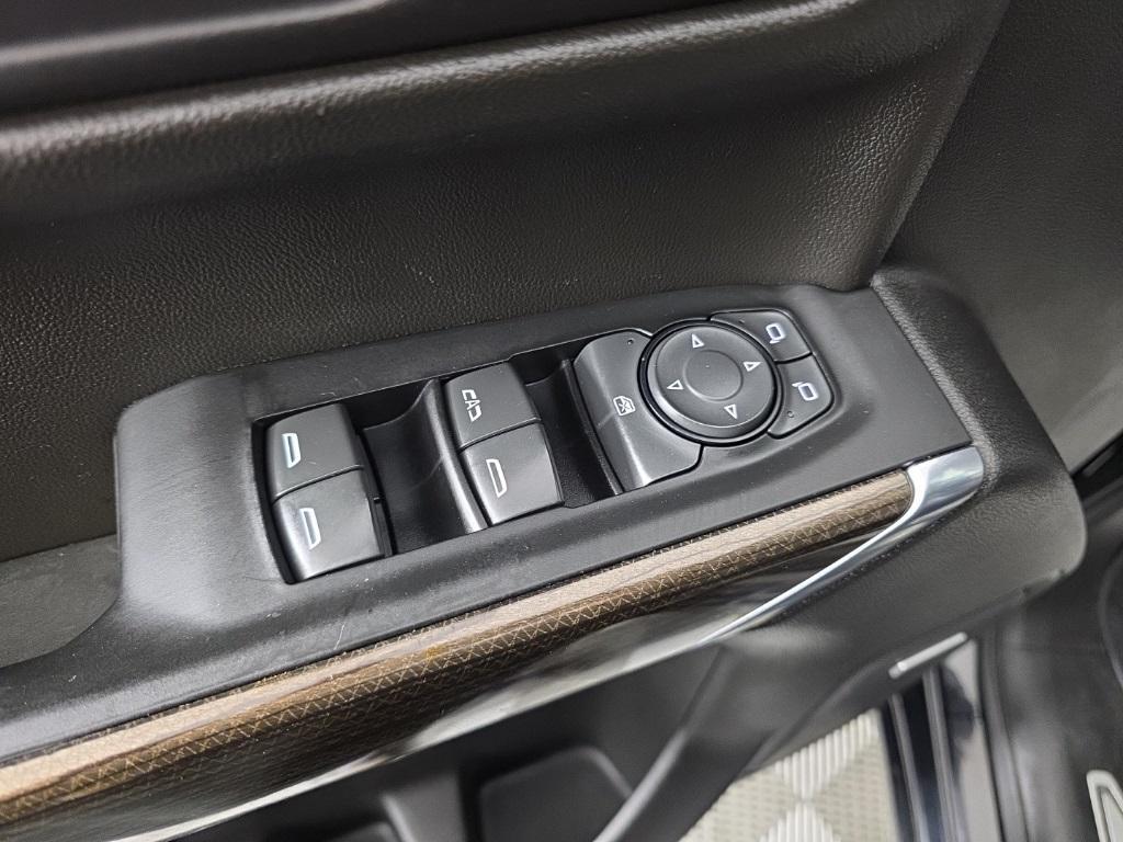 used 2022 Chevrolet Silverado 1500 car, priced at $34,913