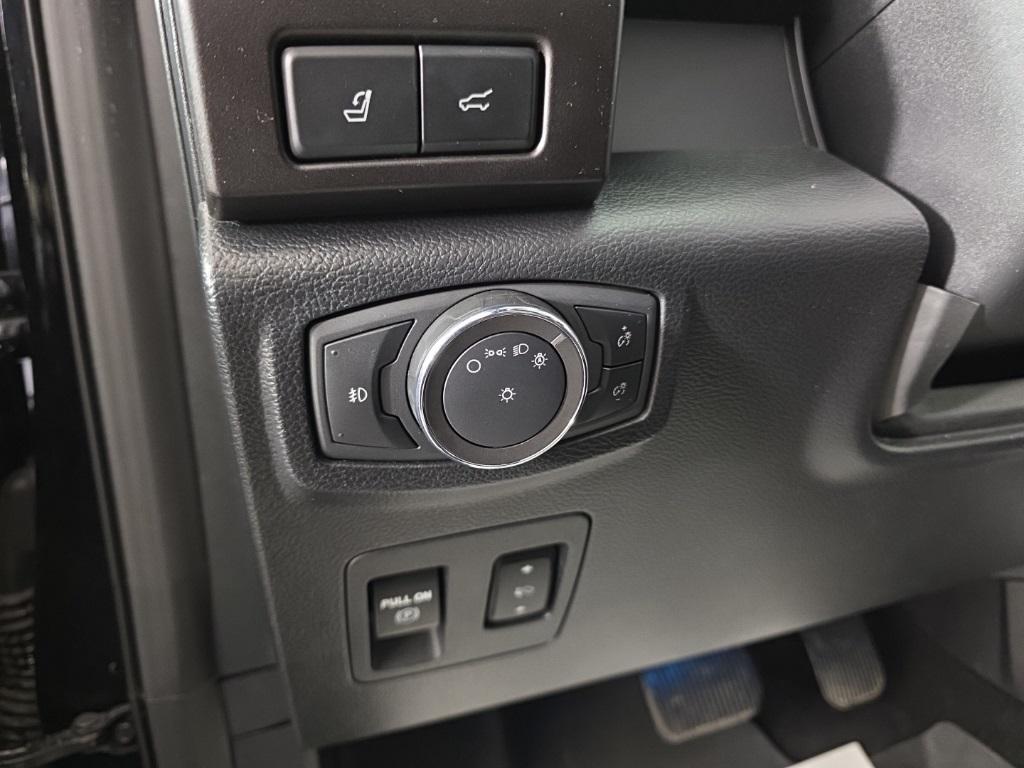 used 2019 Ford Expedition car, priced at $21,976