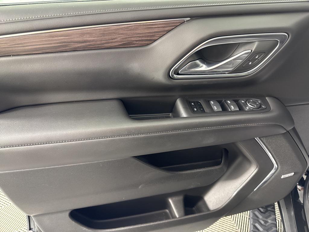 used 2024 Chevrolet Suburban car, priced at $61,989