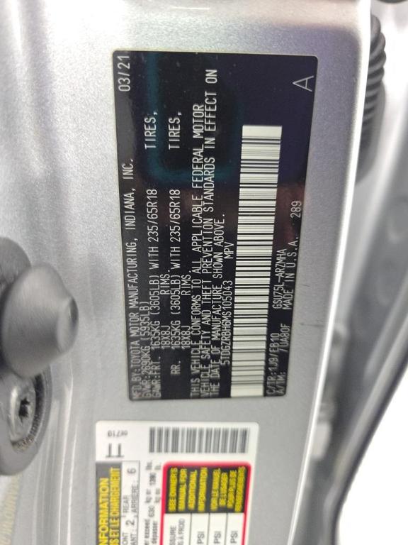 used 2021 Toyota Highlander car, priced at $26,991