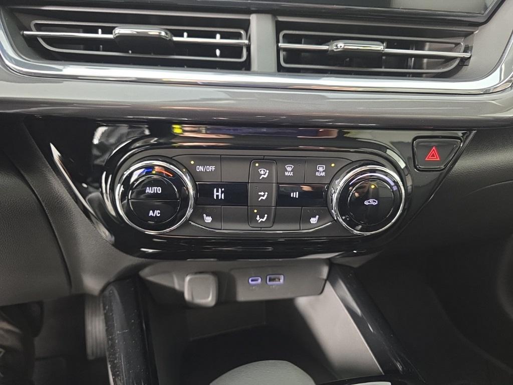 new 2026 Chevrolet Trax car, priced at $28,125