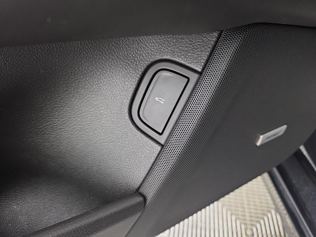 used 2019 Cadillac CT6 car, priced at $25,876