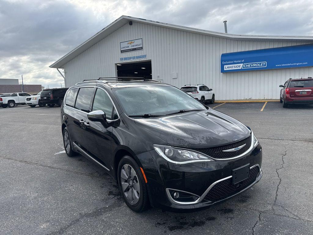 used 2020 Chrysler Pacifica Hybrid car, priced at $21,826