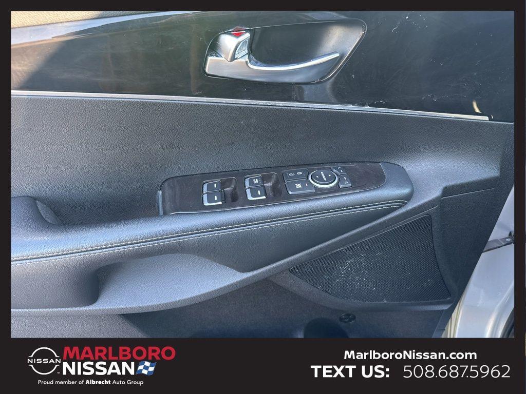 used 2017 Kia Sorento car, priced at $10,499