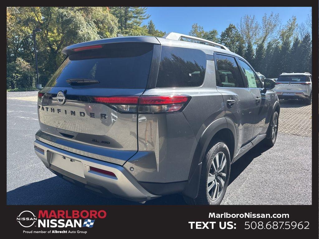 new 2025 Nissan Pathfinder car, priced at $38,961