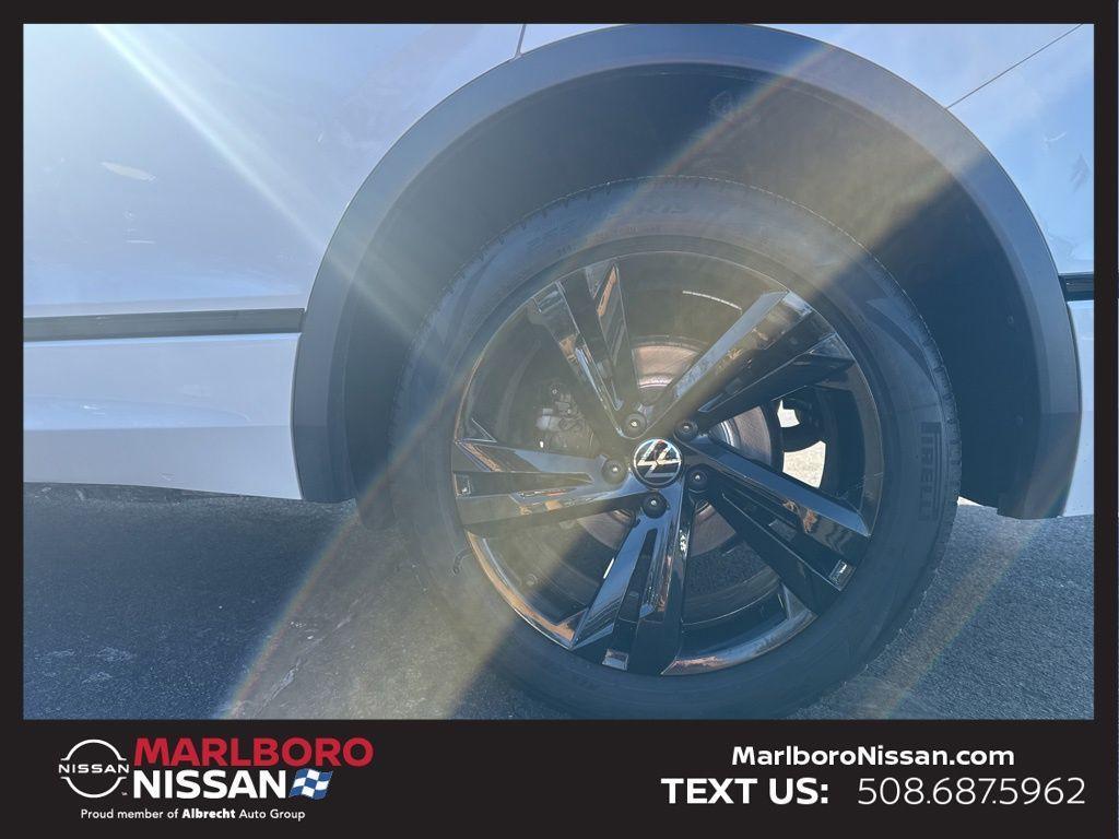 used 2024 Volkswagen Tiguan car, priced at $27,976