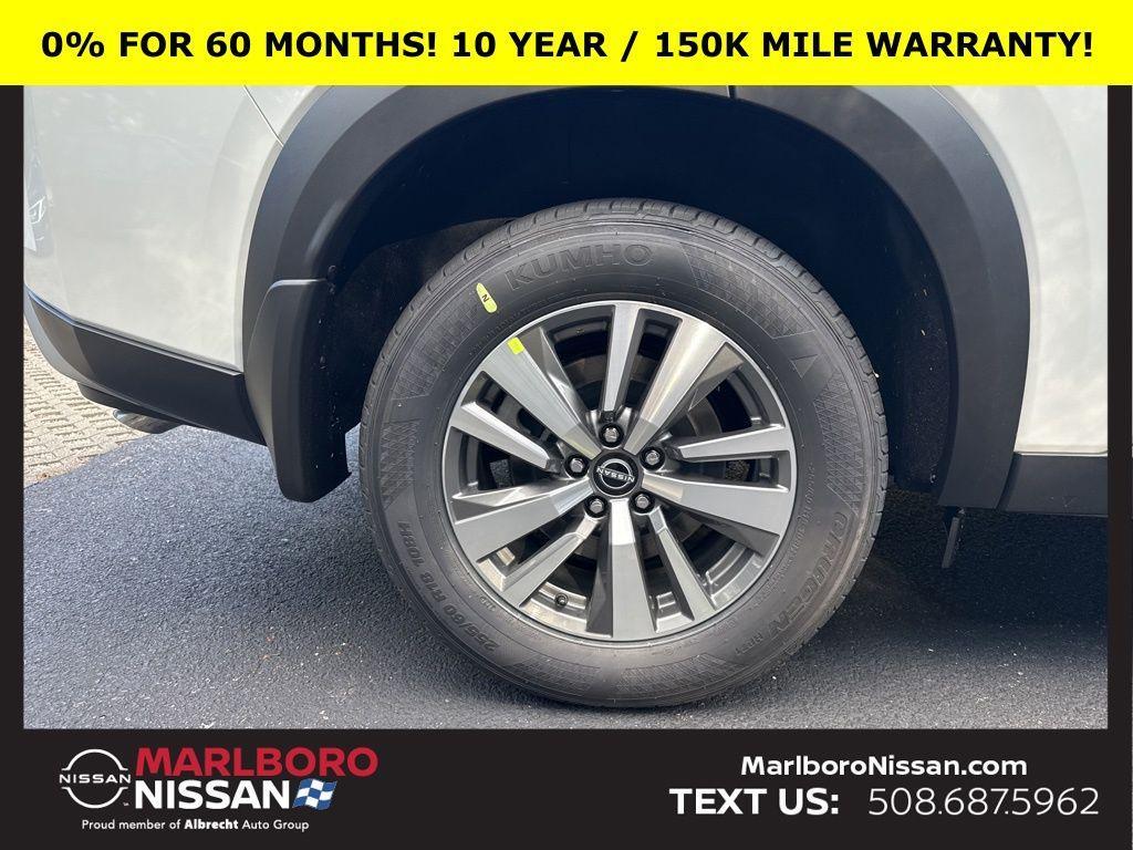 new 2025 Nissan Pathfinder car, priced at $38,633