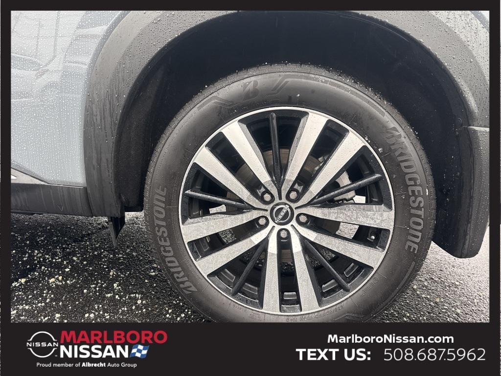 used 2025 Nissan Pathfinder car, priced at $44,899