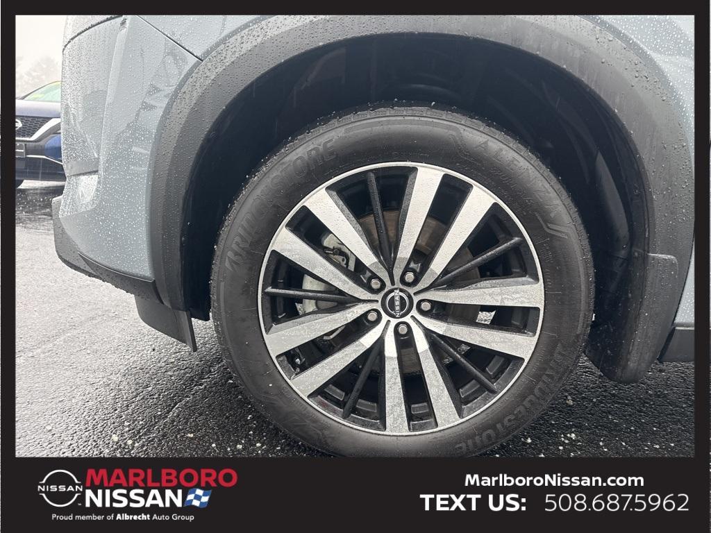 used 2025 Nissan Pathfinder car, priced at $44,899