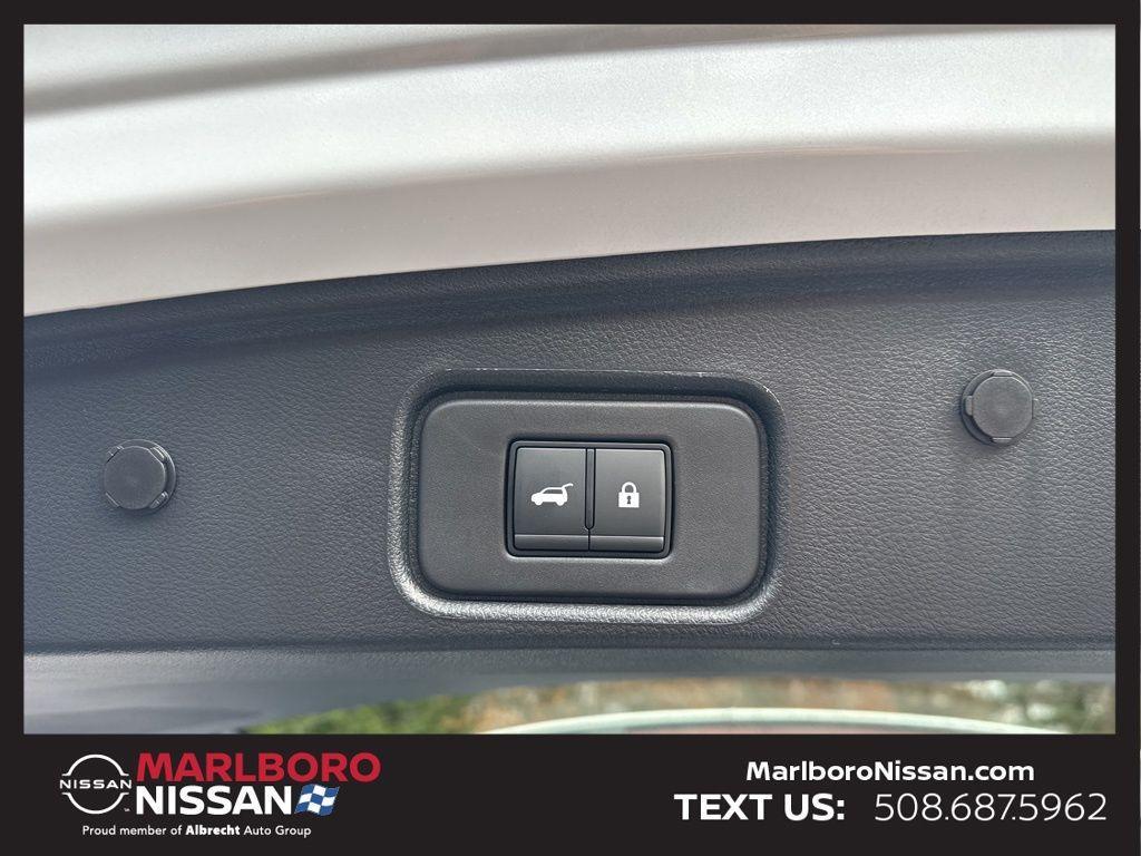 new 2025 Nissan Pathfinder car, priced at $38,600