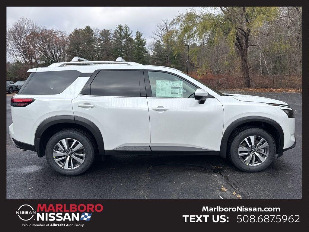 new 2025 Nissan Pathfinder car, priced at $38,600