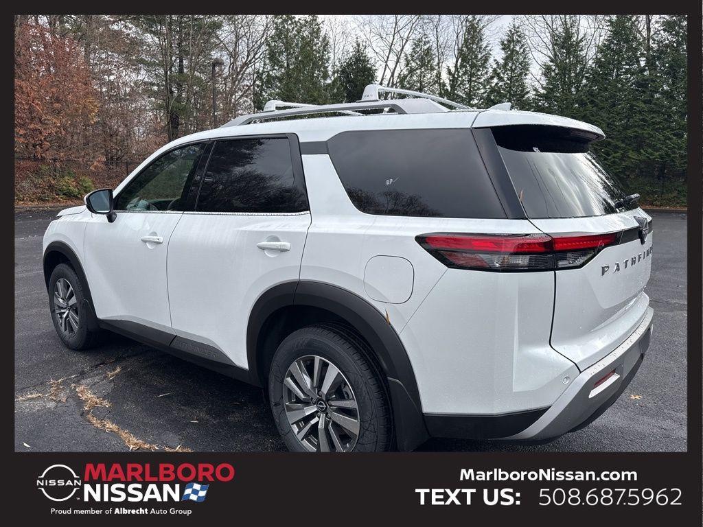 new 2025 Nissan Pathfinder car, priced at $38,600