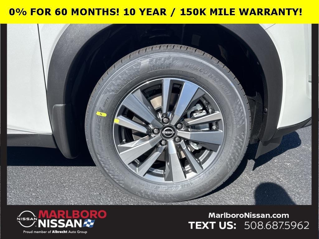 new 2025 Nissan Pathfinder car, priced at $38,555