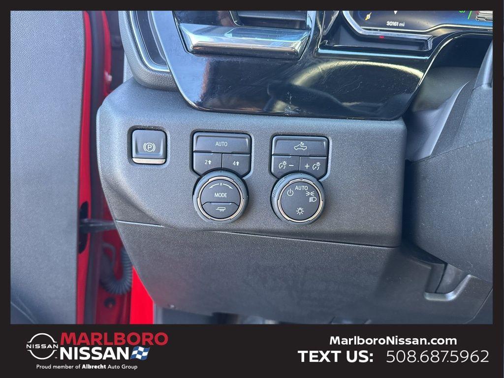 used 2024 Chevrolet Silverado 1500 car, priced at $35,995
