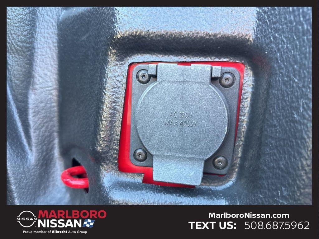 used 2024 Chevrolet Silverado 1500 car, priced at $35,995