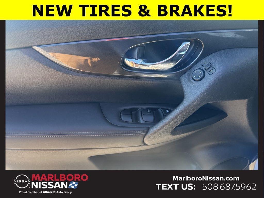 used 2018 Nissan Rogue car, priced at $13,634